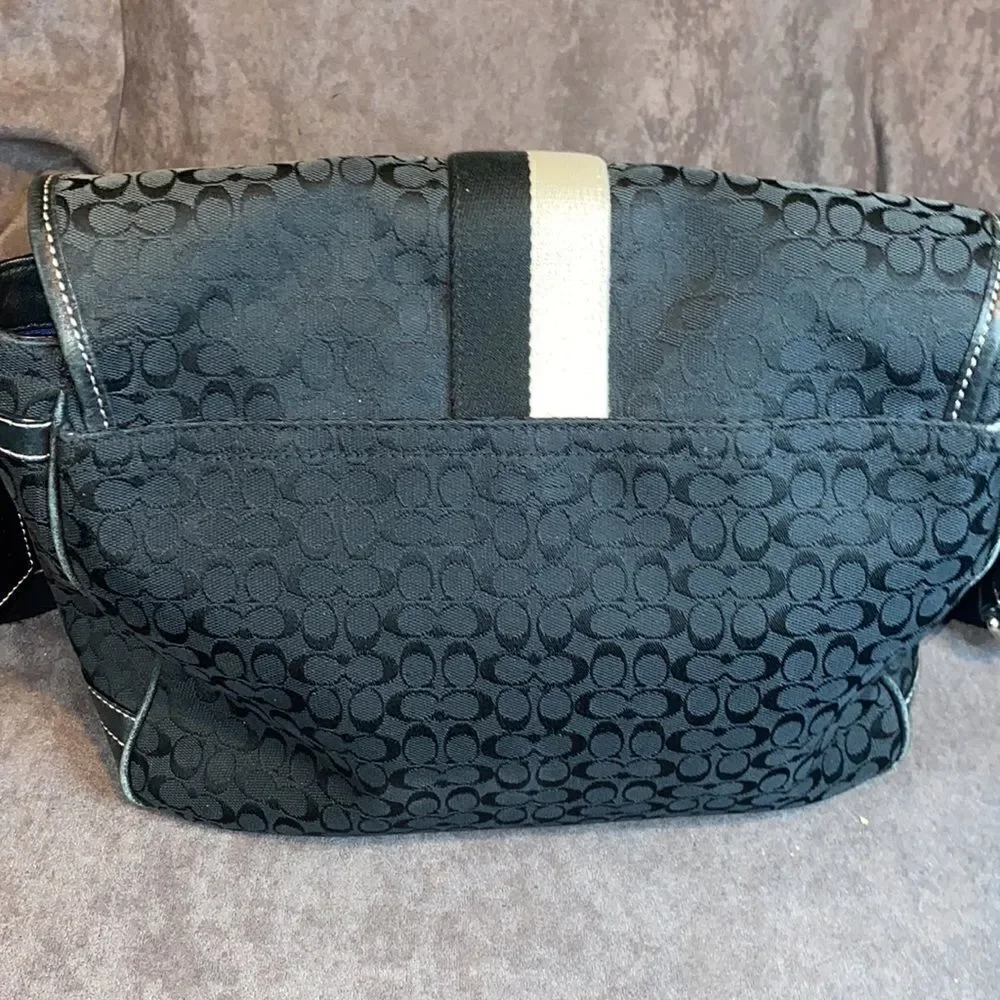 Coach Voyager Messenger Bag